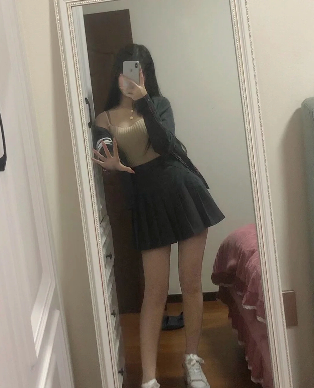 约炮极品嫩妹兔兔